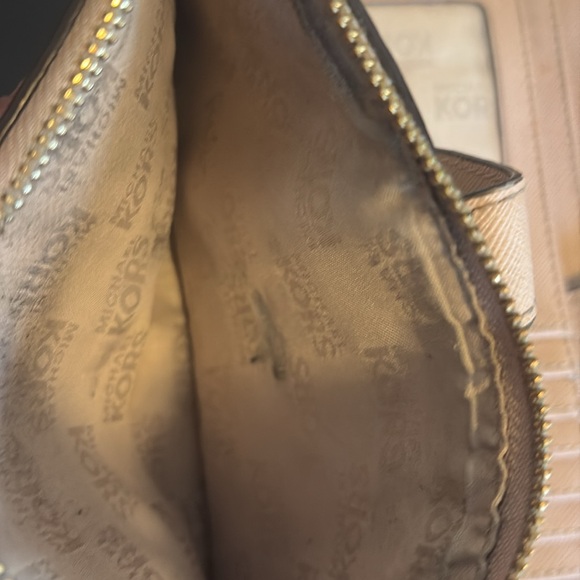$10 Michael Kors Wallet double zipper - Picture 10 of 10